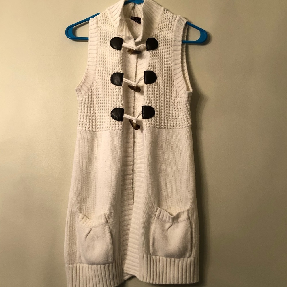 Sleeveless, sweater cardigan